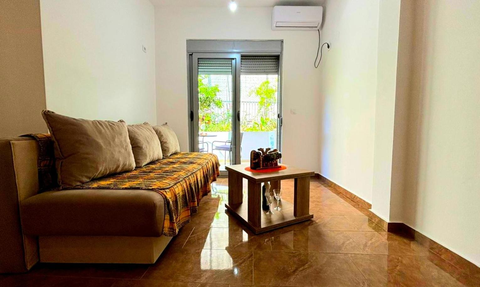Mala Plaza Apartments Ulcinj Eksteriør billede